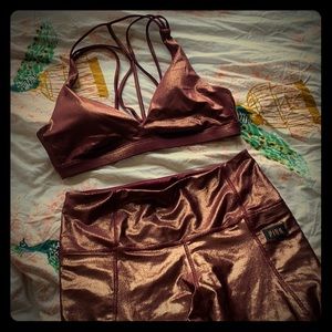 VS Pink Ultimate Shimmer Workout Leggings